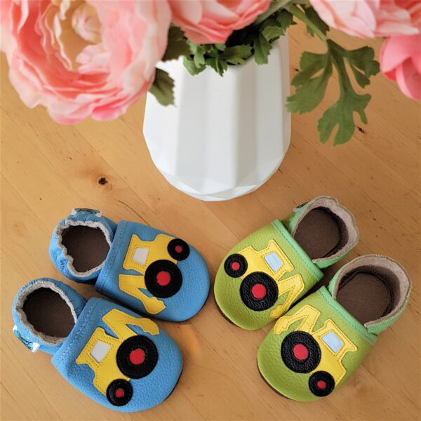 miękkie kapcie dla dzieci do przedszkola, pierwsze buty do nauki chodzenia, buty do raczkowania typu paputki skórzane