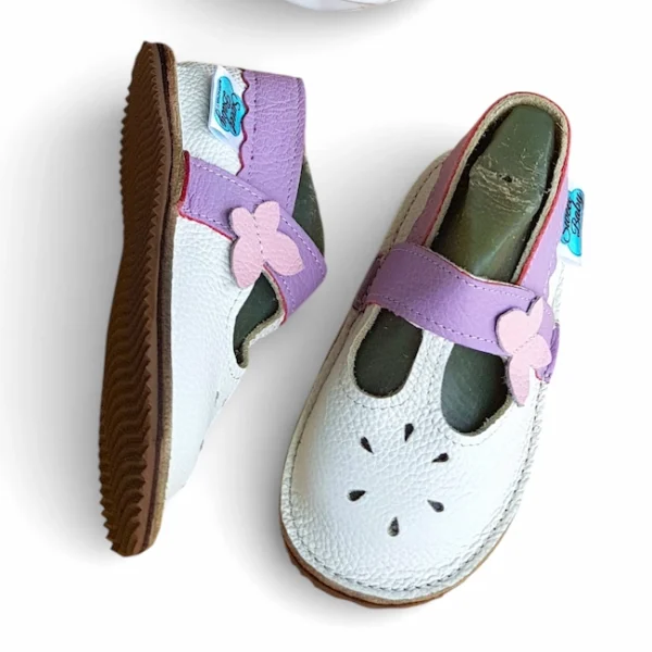 sandałki dla dziewczynki typu baleriny barefoot , kapcie dla dzieci do przedszkola kwiatuszki, oddychające antypoślizgowe miękkie paputki skórzane barefoot firmy sweetbaby przewiewne i elastyczne sandały