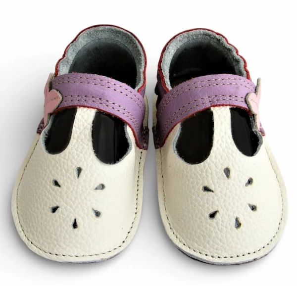 sandałki dla dziewczynki typu baleriny barefoot , kapcie dla dzieci do przedszkola kwiatuszki, oddychające antypoślizgowe miękkie paputki skórzane barefoot firmy sweetbaby przewiewne i elastyczne sandały