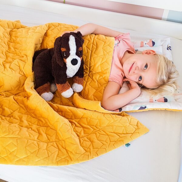 wyprawka przedszkolaka, kocyk velvet kołderka do leżakowania