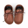 buty do chrztu dla chłopca, skórzane buciki chrzcielne, wiązane eleganckie mokasynki ze skóry buty do chrztu dla chłopca, skórzane buciki chrzcielne, wiązane eleganckie mokasynki ze skóry