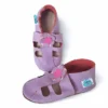 lila rózowe kapcie dla dzieci do przedszkola kwiatuszki, oddychające antypoślizgowe miękkie paputki skórzane barefoot firmy sweetbaby przewiewne elastyczne sandały dla dziewczynki